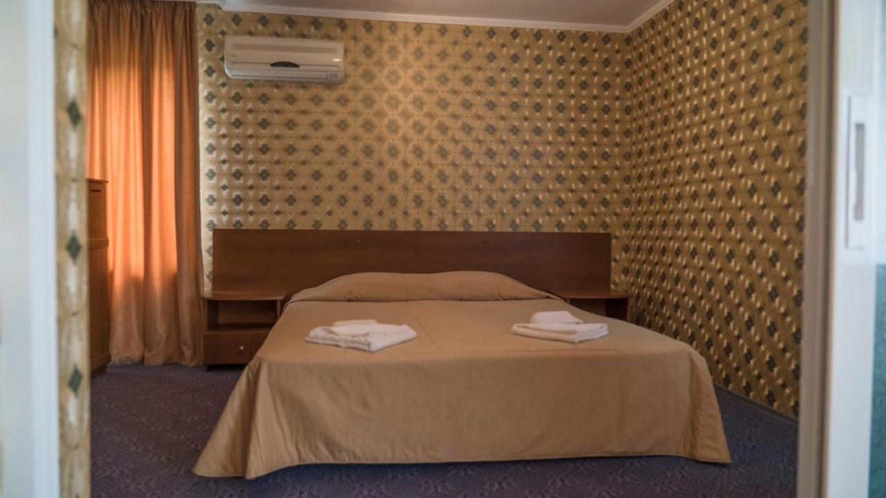 Park Hotel Persey Varna Luaran gambar